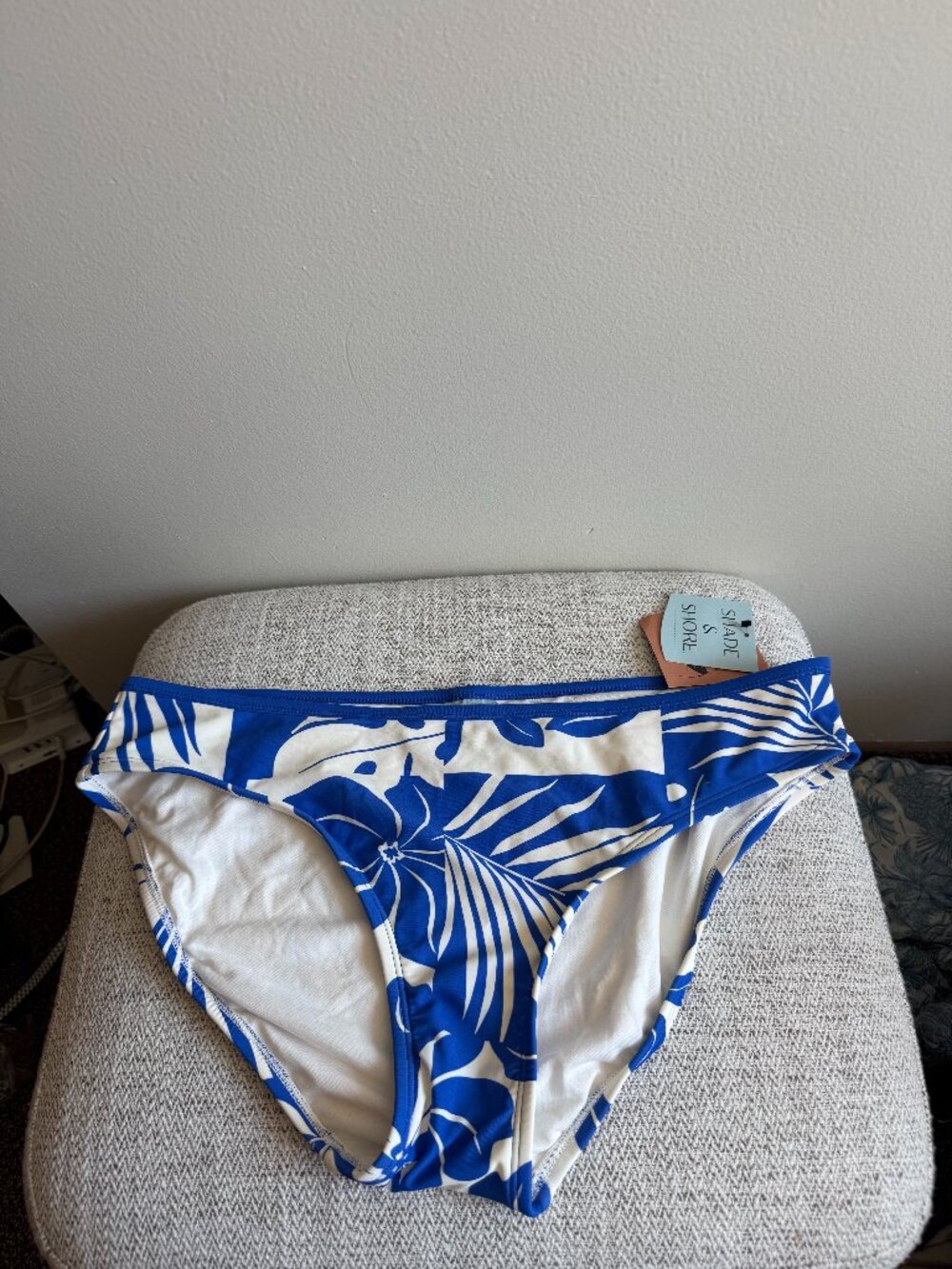 Shade & Shore blue patterned bikini bottom size XL